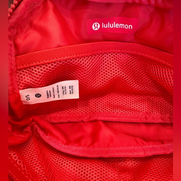 Lululemon Everywhere Belt Bag - 1L - Picture 4 of 5